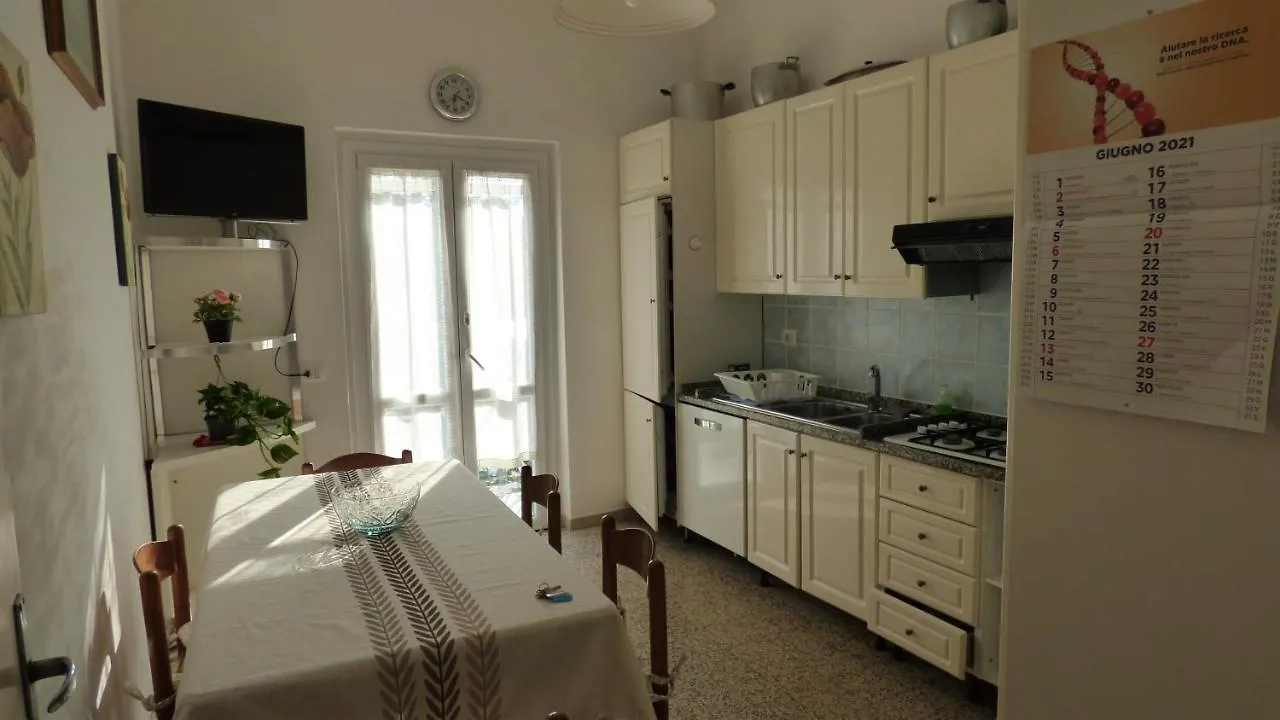 Appartamento Al 12 Marina Di Pisa 0*,  Italia