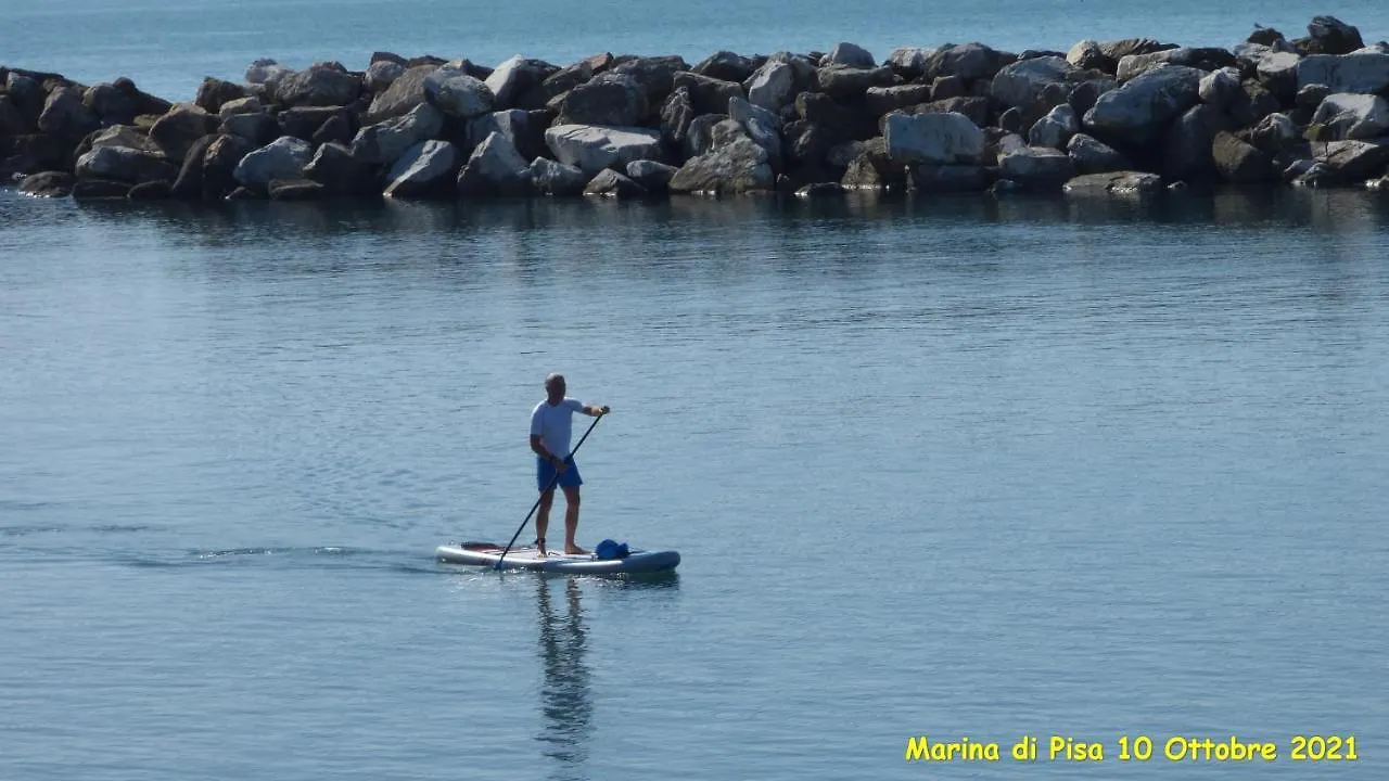 Al 12 Apartment Marina Di Pisa Italy